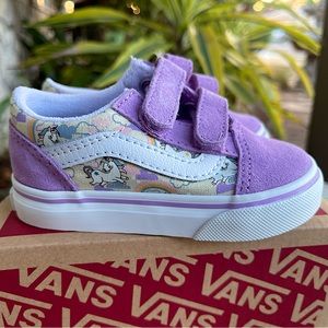 ✨🦄Brand New Unicorn 🦄 Vans - Glow in the dark✨